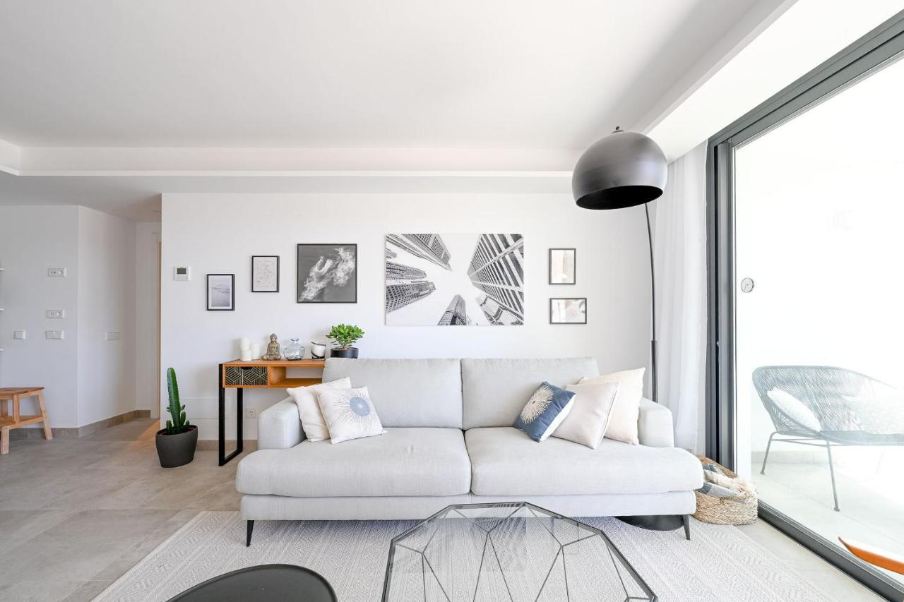 Seashell Infinity Luxury Apartment เอสเตโปนา ภายนอก รูปภาพ